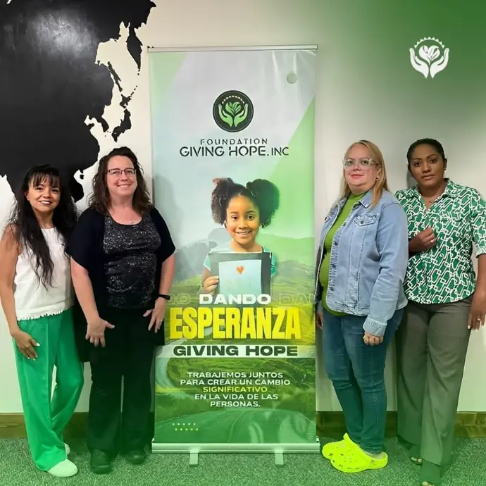 Familia Dando Esperanzas